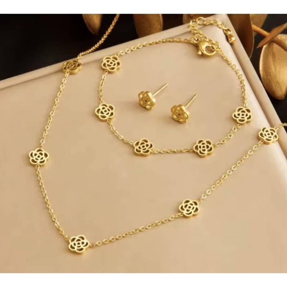 (…3.19)18k Gold plated Stainless Steel Flowers Jewelry Set
